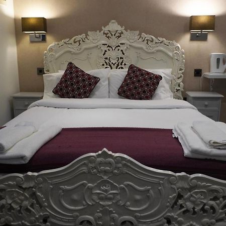 The Bell Shifnal Hotel Eksteriør billede